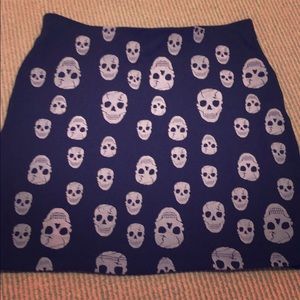 Black and White Mini Skirt from Argentina!